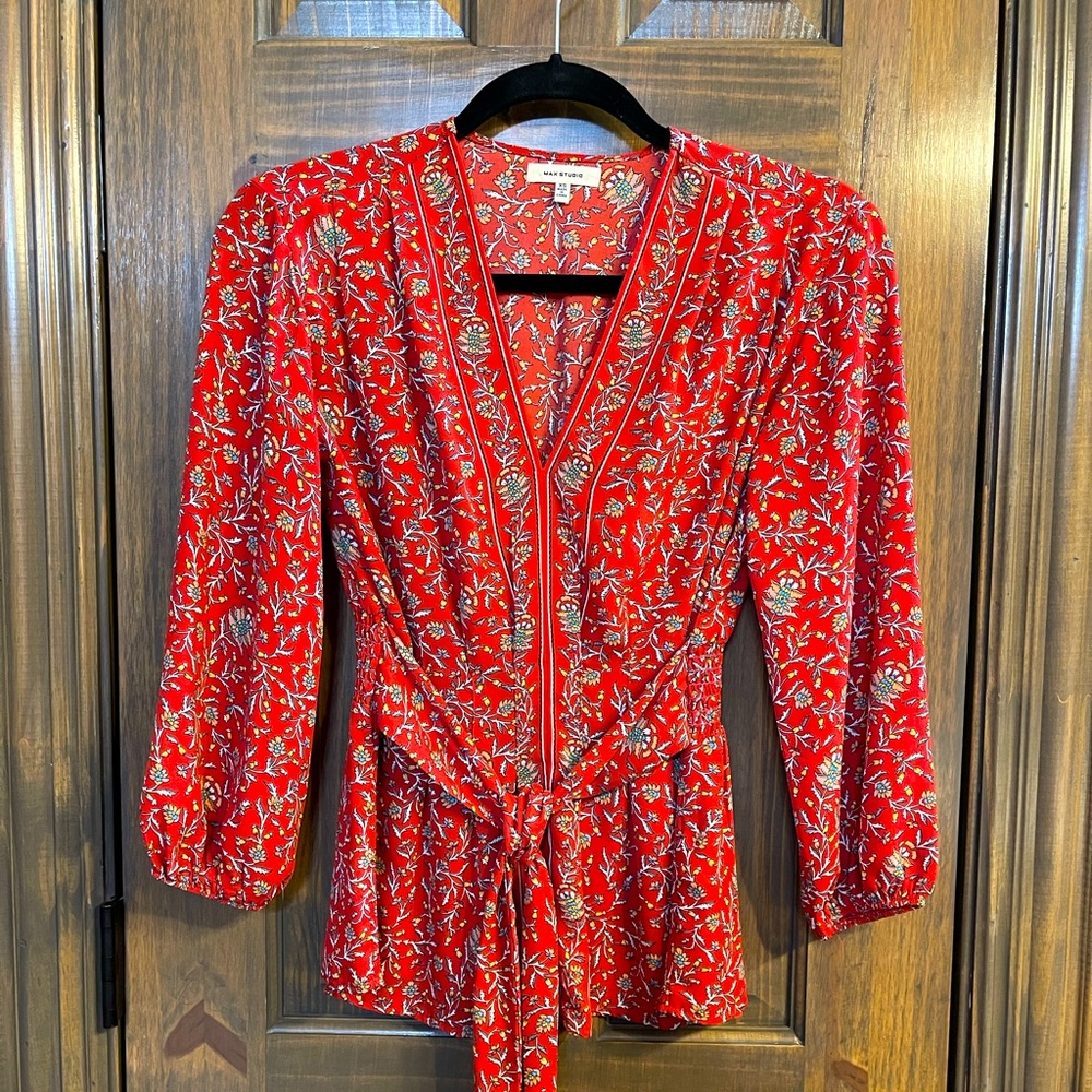 Studio Max Red Floral Print Tie Blouse XS